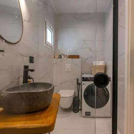 Suiteart 1 Stylish La Canea