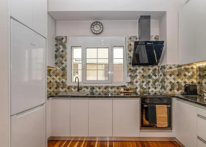 Suiteart 1 Stylish Apartment