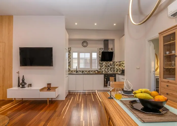 Suiteart 1 Stylish Apartment